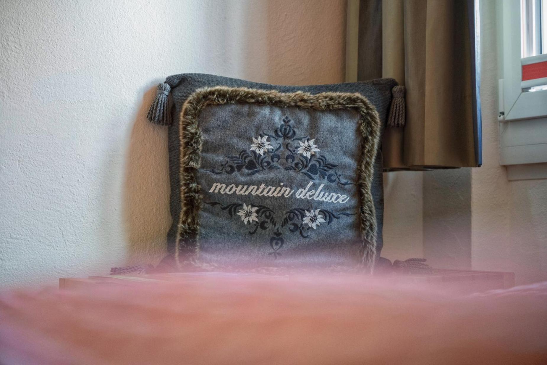 Chasa Gisep Daire Scuol Dış mekan fotoğraf